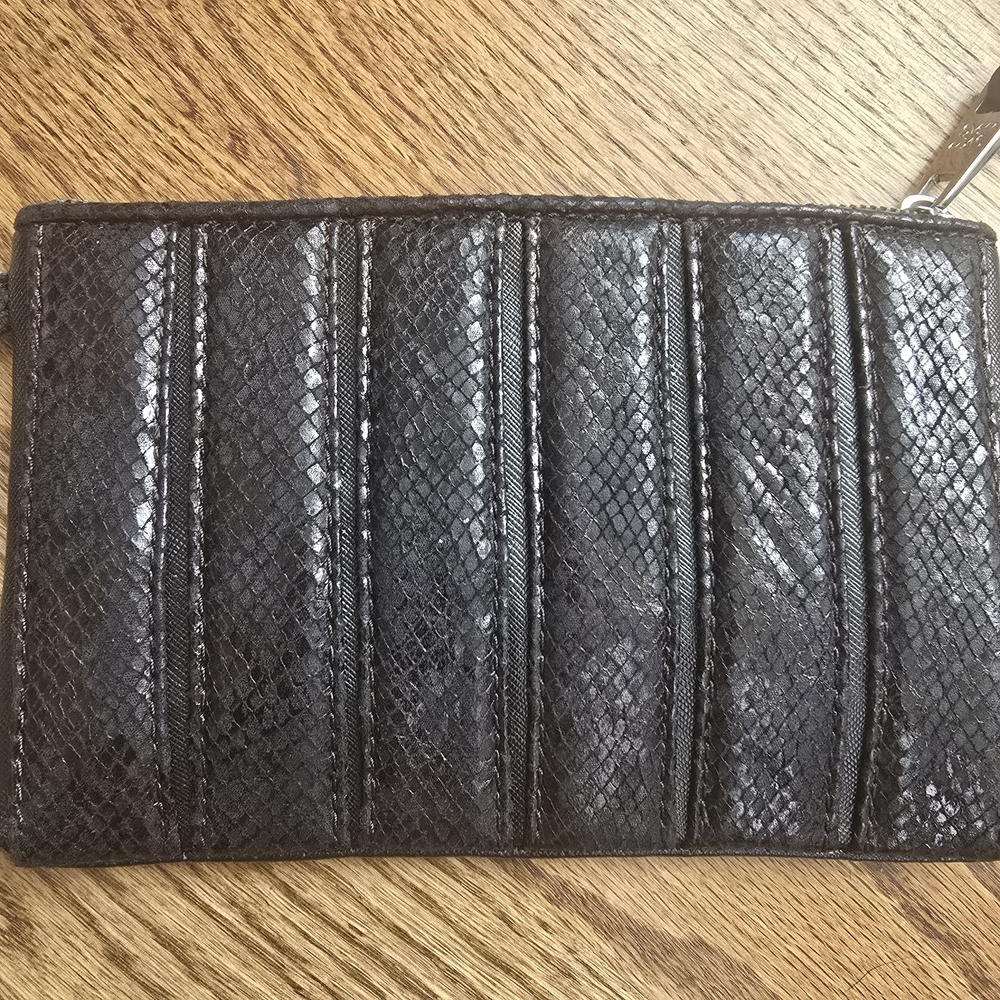 Simply Vera Vera Wang Black Textured Mini Bag - Picture 2 of 10